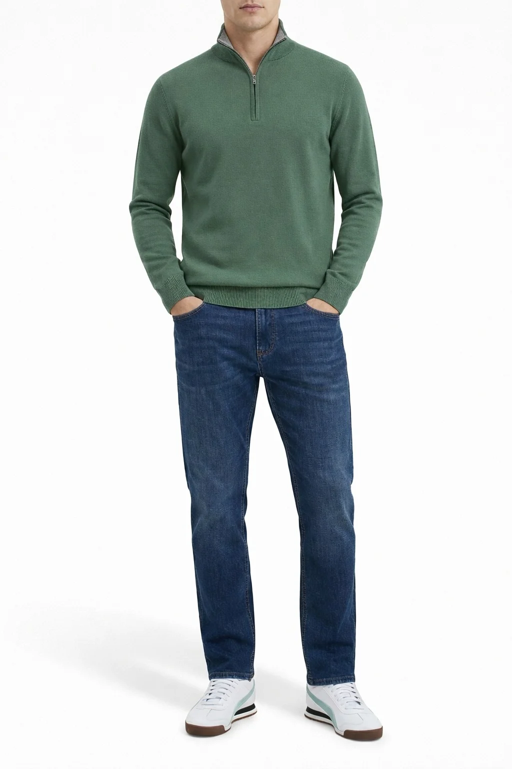 Руки в карманах (оба в карманах)